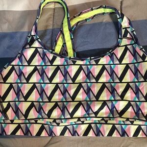 Geometric Pattern Sports Bra VSX